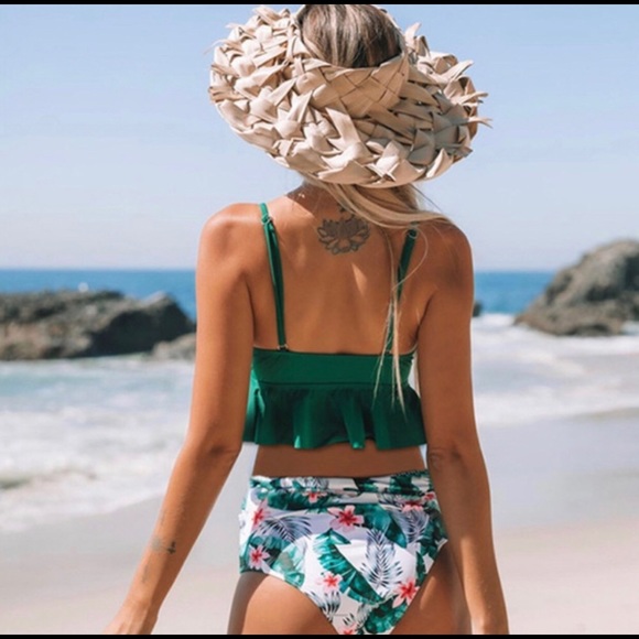 Bikini Swim Suit NWT - Picture 2 of 2